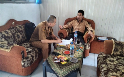 Pengawas Pembina SMK Kabupaten Pandeglang Lakukan Supervisi dan Pendampingan Kepala Sekolah di SMK Nur Insani